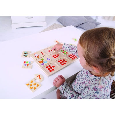 Puzzle combiné d'images et de chiffres