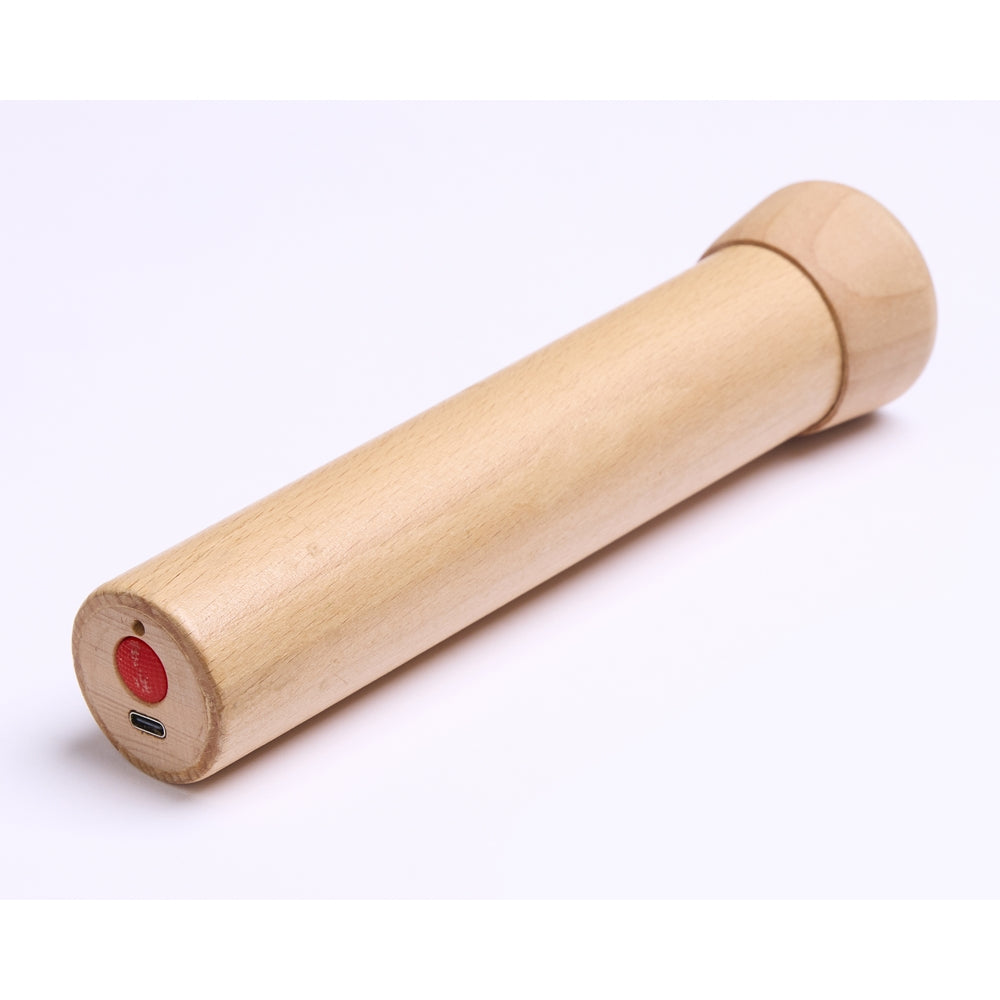 Lampe torche en bois