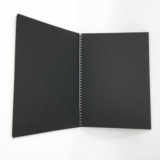 Carnet de croquis A4 à spirale - pages noires