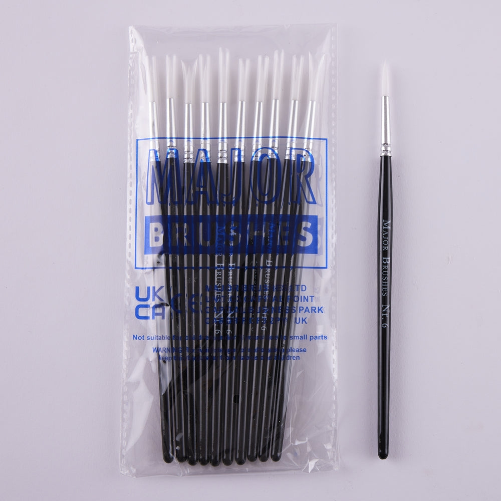 Pinceaux en poils synthétiques manche noir (lot/50) - assortiment de tailles