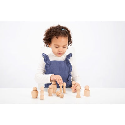 Figurines membres de la communauté en bois (lot/10)