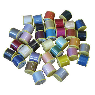 Coffret de 36 bobines de fil à coudre en polyester