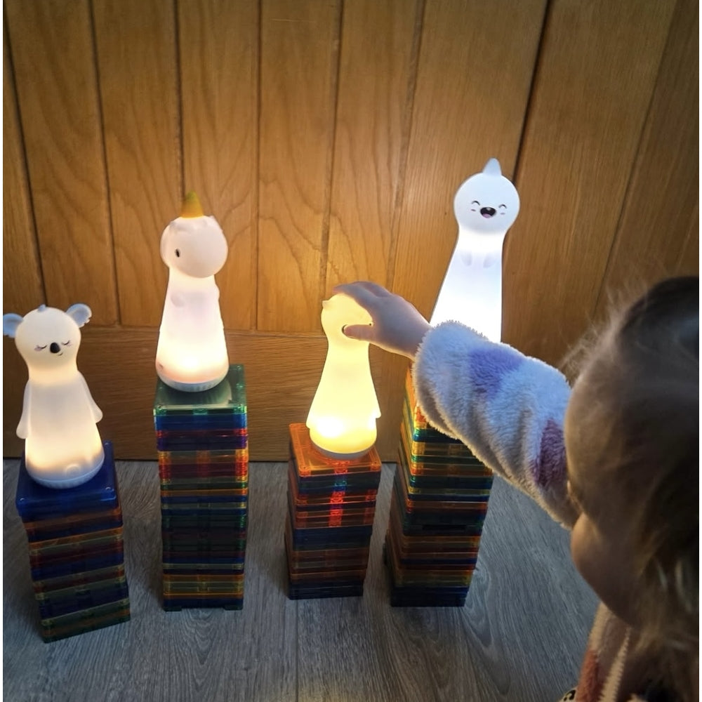 Lampes torches personnages lumineuses (lot/4)
