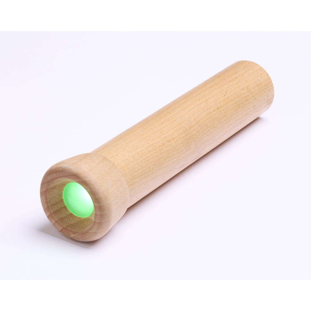 Lampe torche en bois